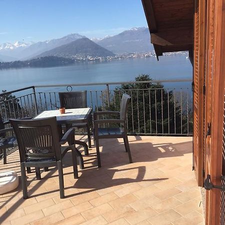 Ferienwohnung Apartment Лавено-Момбело Екстериор снимка