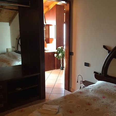 Ferienwohnung Apartment Лавено-Момбело Екстериор снимка